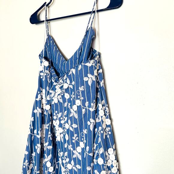 NICHOLAS Bloom Blue & White Floral Embroidered Striped Maxi Dress Size US 8 - Picture 6 of 10